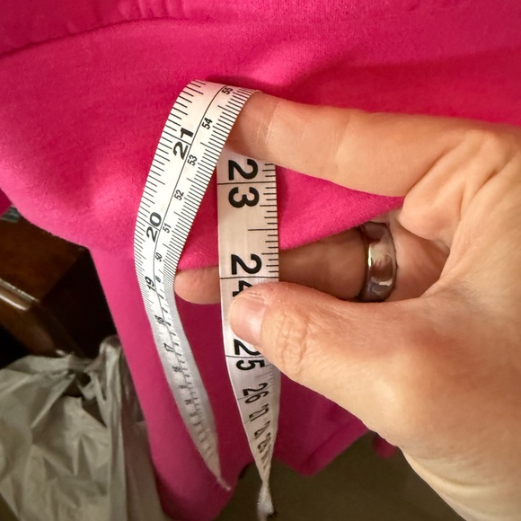 Vibrant Pink Sweatshirt and Pants Set - Picture 4 of 7
